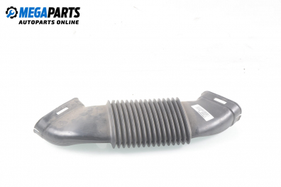 Въздуховод за Mazda 2 Hatchback II (10.2007 - 06.2015) 1.3, 75 к.с.