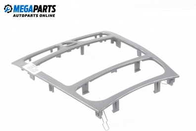 Централна конзола за Mercedes-Benz C-Class Estate (S203) (03.2001 - 08.2007)