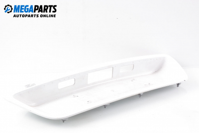 Стойка заден номер за Mercedes-Benz C-Class Estate (S203) (03.2001 - 08.2007), комби