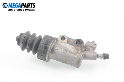 Долна помпа за съединител за Mazda 5 Minivan I (02.2005 - 12.2010)
