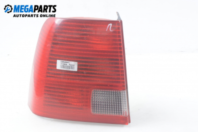 Стоп за Volkswagen Passat Sedan B5 (08.1996 - 12.2001), седан, позиция: лява