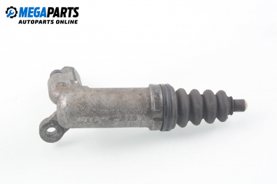 Долна помпа за съединител за Volkswagen Passat Sedan B5 (08.1996 - 12.2001)