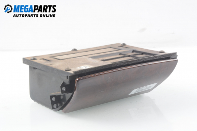Пепелник за Hyundai Terracan SUV (06.2001 - 12.2008)
