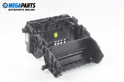 Централна конзола за Audi A4 Sedan B7 (11.2004 - 06.2008)