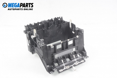 Централна конзола за Audi A3 Hatchback II (05.2003 - 08.2012)
