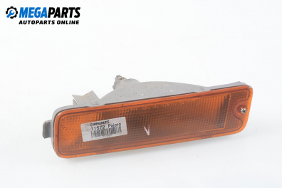 Мигач за Mitsubishi Pajero III SUV (01.1999 - 01.2007), джип, позиция: лява