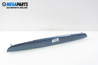 Лайсна заден капак за Nissan Almera II Hatchback (01.2000 - 12.2006), хечбек, позиция: задна