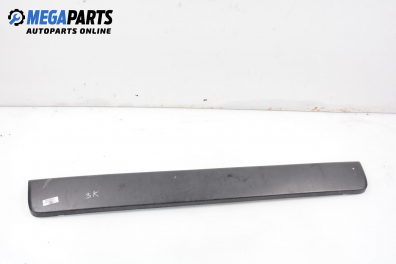 Лайсна заден капак за Peugeot Partner Combispace (05.1996 - 12.2015), миниван, позиция: задна