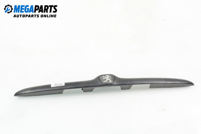 Лайсна заден капак за Peugeot 206 Hatchback (08.1998 - 12.2012), хечбек, позиция: задна