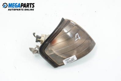 Мигач за Mercedes-Benz C-Class Sedan (W202) (03.1993 - 05.2000), комби, позиция: дясна