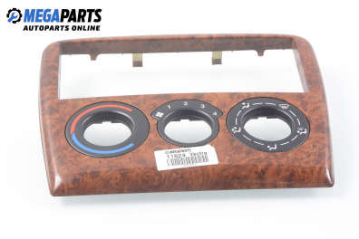 Централна конзола за Opel Vectra B Sedan (09.1995 - 04.2002)