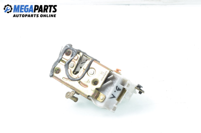 Брава на врата за Toyota Avensis Station Wagon I (09.1997 - 02.2003), позиция: задна, лява
