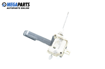 Ключалка за капачката на резервоара за Mercedes-Benz C-Class Sedan (W203) (05.2000 - 08.2007), седан