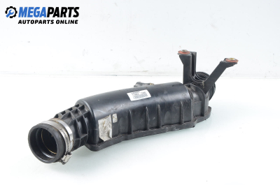 Въздуховод за Mercedes-Benz C-Class Sedan (W203) (05.2000 - 08.2007) C 200 Kompressor (203.042), 163 к.с.