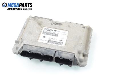 Компютър двигател за Skoda Octavia I Sedan (09.1996 - 12.2010) 1.6, 75 к.с., № 032 906 014 E