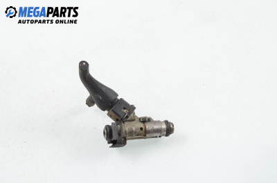 Дюза бензин за Peugeot 206 Hatchback (08.1998 - 12.2012) 1.4 i, 75 к.с.