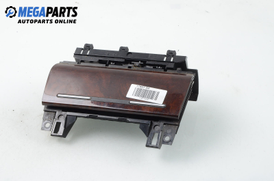 Пепелник за Audi A4 Avant B6 (04.2001 - 12.2004)