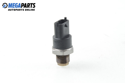Датчик за налягане на горивото за Renault Scenic II Minivan (06.2003 - 07.2010), № 0 281 002 720