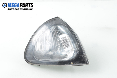 Мигач за Toyota Avensis Liftback I (09.1997 - 02.2003), хечбек, позиция: дясна