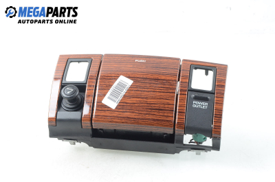 Пепелник за Jeep Grand Cherokee SUV II (09.1998 - 09.2005)
