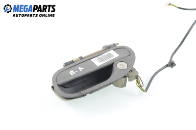 Външна дръжка за Volvo V40 Estate (07.1995 - 06.2004), 4+1 вр., комби, позиция: предна, лява