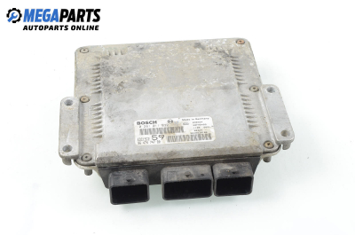 Компютър двигател за Peugeot 807 (E) (06.2002 - ...) 2.0 HDi, 107 к.с., № Bosch 0 281 011 032