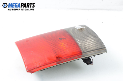 Вътрешен стоп за Audi 80 Sedan B4 (09.1991 - 12.1994), седан, позиция: лява