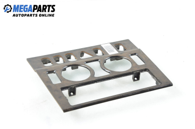 Централна конзола за Mercedes-Benz E-Class Sedan (W210) (06.1995 - 08.2003)