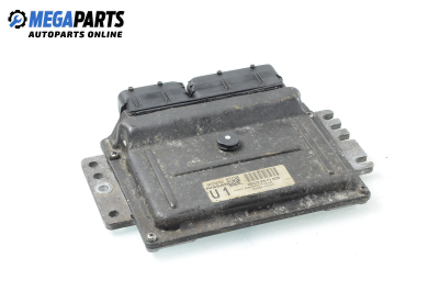 Компютър двигател за Nissan Micra III Hatchback (01.2003 - 06.2010) 1.0 16V, 65 к.с., № MEC32-020