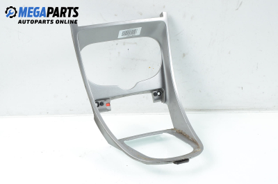 Централна конзола за Peugeot 307 Hatchback (08.2000 - 12.2012)