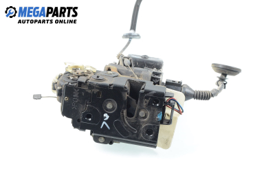 Брава на врата за Volkswagen Passat Sedan B5 (08.1996 - 12.2001), позиция: задна, лява