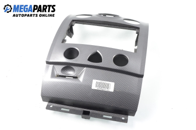 Централна конзола за Renault Megane II Hatchback (07.2001 - 10.2012)