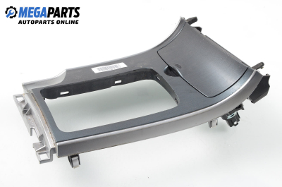 Конзола скоростен лост за Mazda 6 Hatchback I (08.2002 - 12.2008)