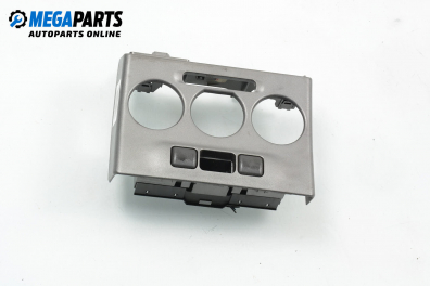 Централна конзола за Opel Zafira A Minivan (04.1999 - 06.2005)