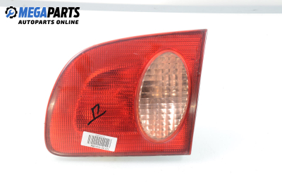 Вътрешен стоп за Toyota Corolla Sedan III (04.1997 - 06.2002), седан, позиция: дясна