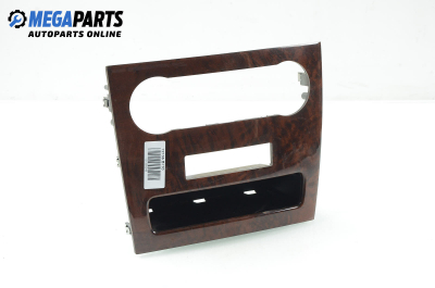 Централна конзола за Mercedes-Benz B-Class Hatchback I (03.2005 - 11.2011)