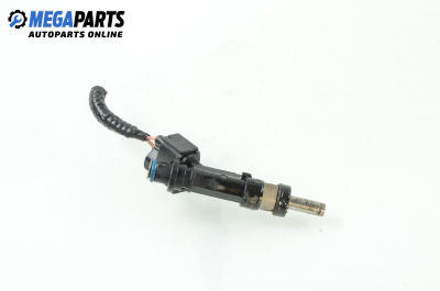 Дюза бензин за Toyota Yaris Hatchback II (01.2005 - 12.2014) 1.33 VVT-i, 100 к.с.