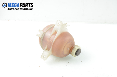 Казанче за антифриз за Renault Clio II Hatchback (09.1998 - 09.2005) 1.4 (B/CB0C), 75 к.с.