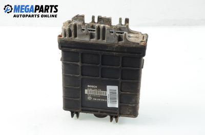 Компютър двигател за Seat Ibiza II Hatchback (03.1993 - 05.2002) 1.3 i, 54 к.с., № 0 261 200 776