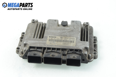 Компютър двигател за Renault Megane II Hatchback (07.2001 - 10.2012) 1.9 dCi (BM0G, CM0G), 120 к.с., № Bosch 0 281 011 275
