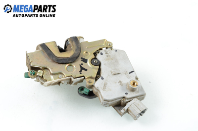 Брава на врата за Nissan Primera Hatchback II (06.1996 - 07.2002), позиция: предна, дясна