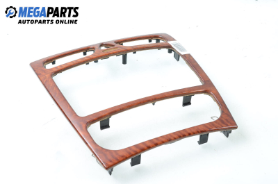 Централна конзола за Mercedes-Benz C-Class Sedan (W203) (05.2000 - 08.2007)