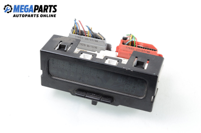 Часовник за Renault Megane Scenic (10.1996 - 12.2001)