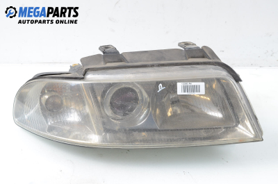 Фар за Audi A4 Avant B5 (11.1994 - 09.2001), комби, позиция: дясна