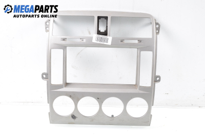 Централна конзола за Kia Carnival II Minivan (01.1999 - 09.2007)