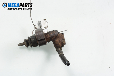 Долна помпа за съединител за Nissan Primera Traveller II (06.1996 - 01.2002)
