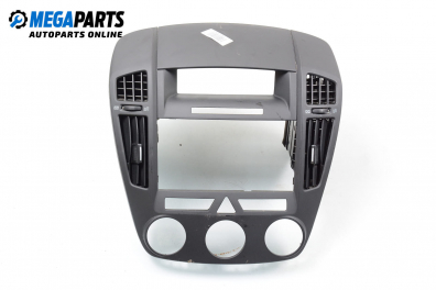 Централна конзола за Kia Cee'd Sportswagon I (09.2007 - 12.2012)