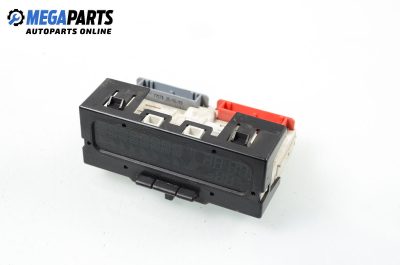 Часовник за Renault Megane Scenic (10.1996 - 12.2001)