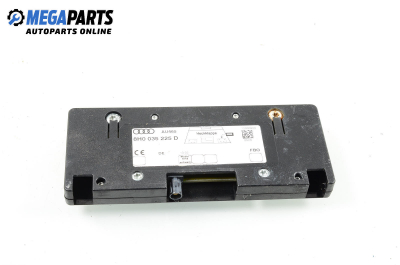 Усилвател антена за Audi A4 Cabrio B7 (04.2002 - 03.2009), № 8H0035225D
