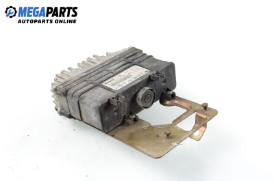 Компютър двигател за Volkswagen Golf III Hatchback (08.1991 - 07.1998) 1.6, 75 к.с., № Bosch 0 261 203 304/305